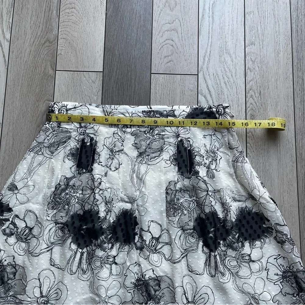 St. John Black and White Floral A-Line Skirt